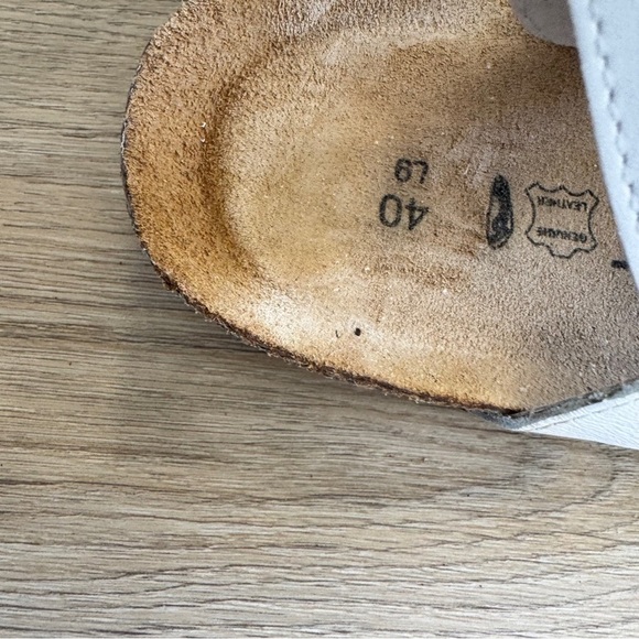 Naot Womens Krista White Leather Sandals Arch Support EU 40 US 9 - Picture 3 of 6